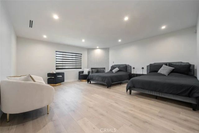 17043 Gunther Street, Granada Hills, CA 91344