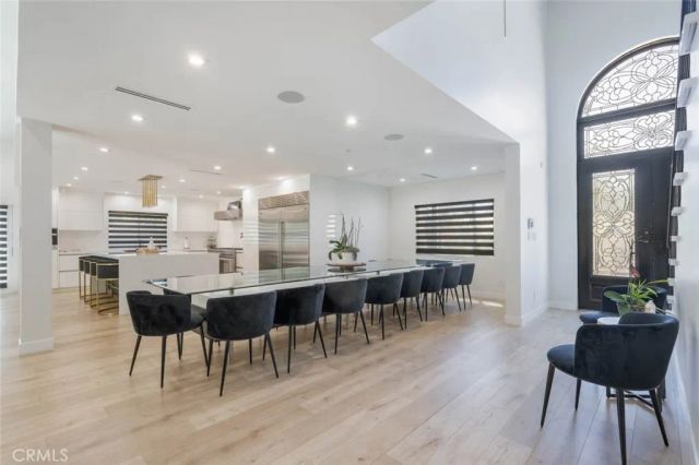 17043 Gunther Street, Granada Hills, CA 91344