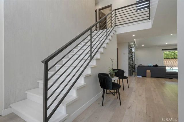 17043 Gunther Street, Granada Hills, CA 91344