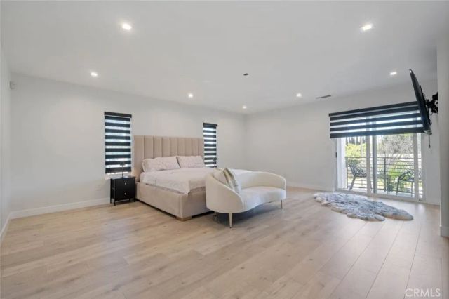 17043 Gunther Street, Granada Hills, CA 91344