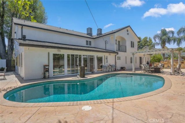 17043 Gunther Street, Granada Hills, CA 91344