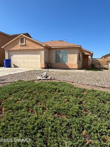 5819 Desert Peak Place, Las Cruces, NM 88012
