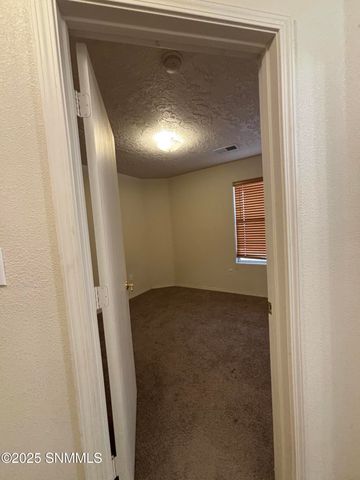 5819 Desert Peak Place, Las Cruces, NM 88012