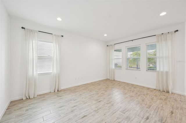 806 WINTERSIDE DRIVE, Apollo Beach, FL 33572