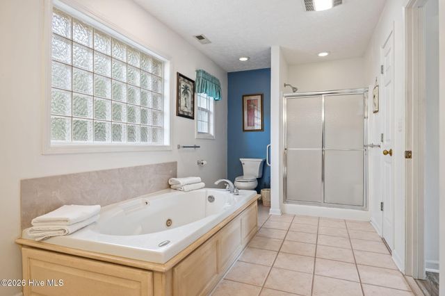 303 Pine Knoll Circle, Atlantic Beach, NC 28512