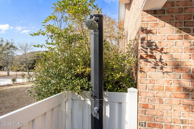 303 Pine Knoll Circle, Atlantic Beach, NC 28512