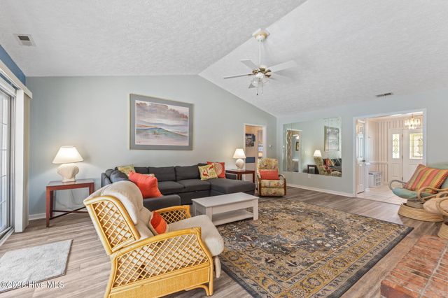 303 Pine Knoll Circle, Atlantic Beach, NC 28512