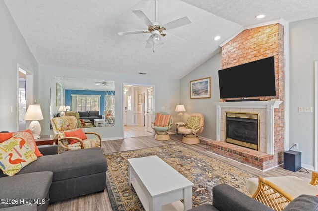 303 Pine Knoll Circle, Atlantic Beach, NC 28512