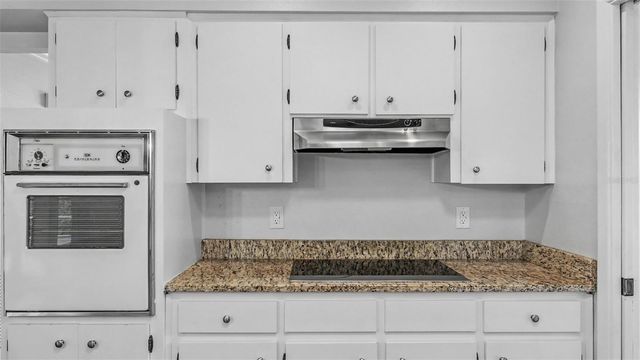 1218 LAKE ARIANA BOULEVARD, Auburndale, FL 33823