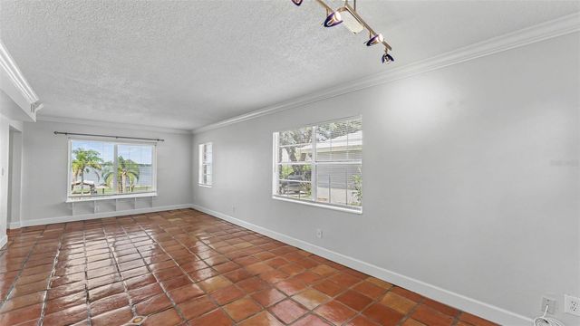 1218 LAKE ARIANA BOULEVARD, Auburndale, FL 33823