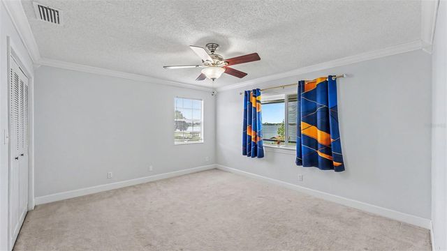 1218 LAKE ARIANA BOULEVARD, Auburndale, FL 33823