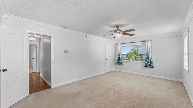 1218 LAKE ARIANA BOULEVARD, Auburndale, FL 33823