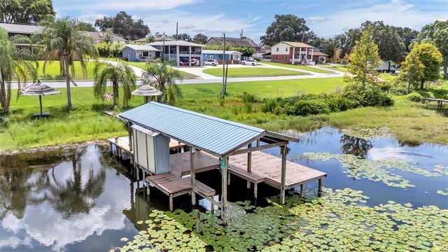 1218 LAKE ARIANA BOULEVARD, Auburndale, FL 33823
