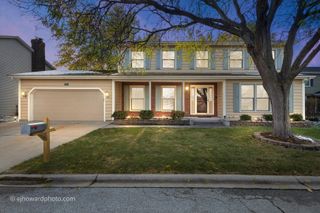 6142 Ivy Drive, Lisle, IL 60532