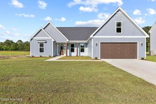 409 Fore Place, Jacksonville, NC 28540