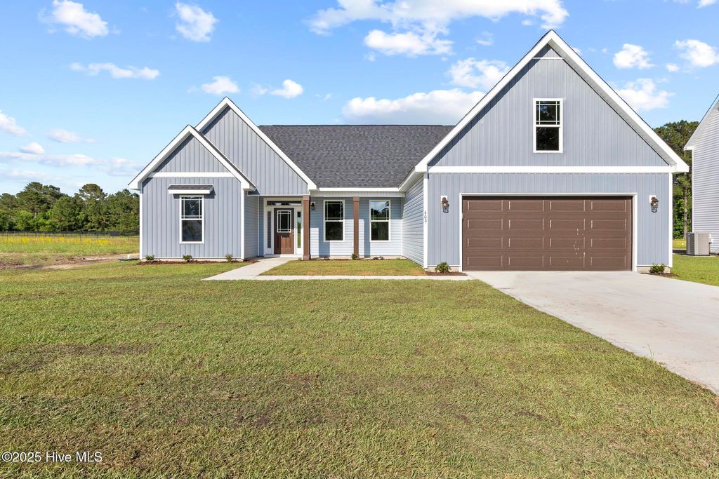 409 Fore Place, Jacksonville, NC 28540