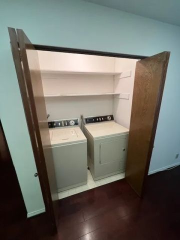 4454 Ventura Canyon Road 304, Sherman Oaks, CA 91423