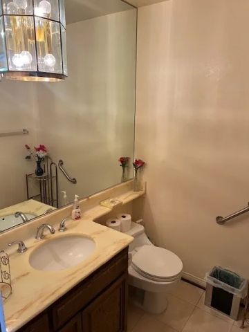 4454 Ventura Canyon Road 304, Sherman Oaks, CA 91423