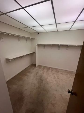 4454 Ventura Canyon Road 304, Sherman Oaks, CA 91423