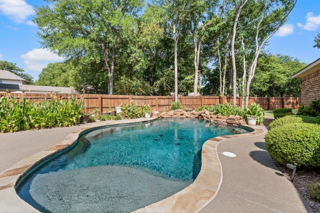 1607 Forest Bend Lane, Keller, TX 76248