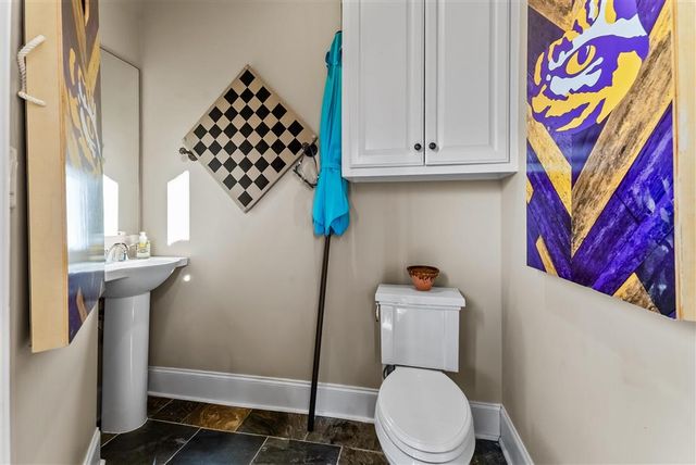 4820 Kingspoint Drive, Lake Charles, LA 70605