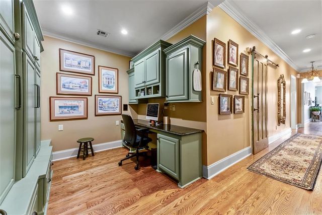 4820 Kingspoint Drive, Lake Charles, LA 70605