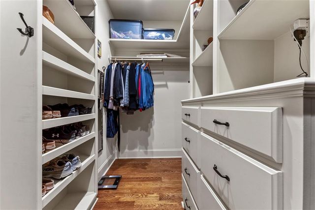 4820 Kingspoint Drive, Lake Charles, LA 70605