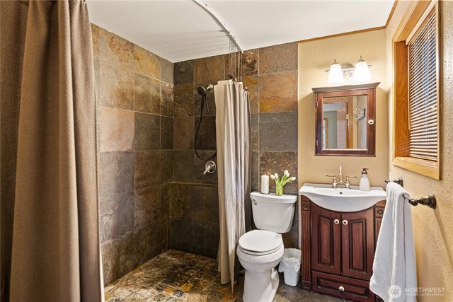 221 Cross Creek Dr, Ellensburg, WA 98926