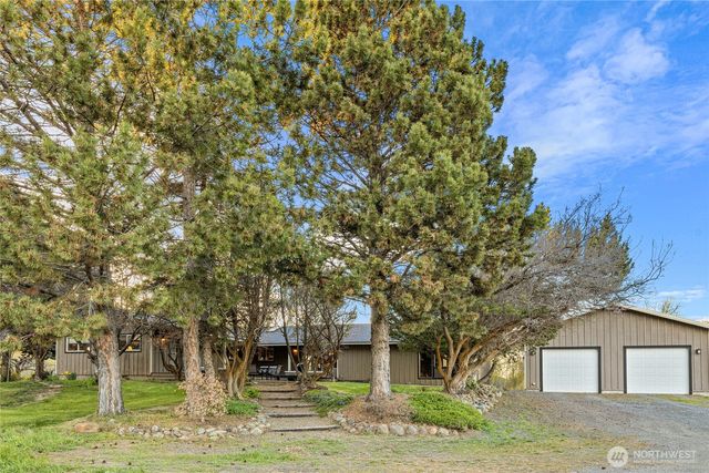 221 Cross Creek Dr, Ellensburg, WA 98926