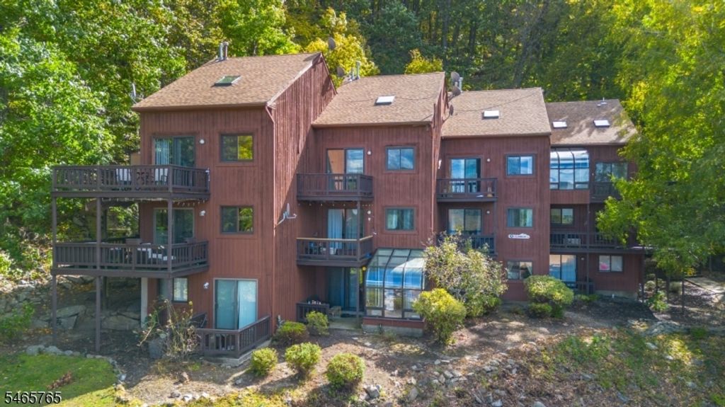 5 Steamboat Dr 4, Vernon Twp., NJ 07462 — exterior