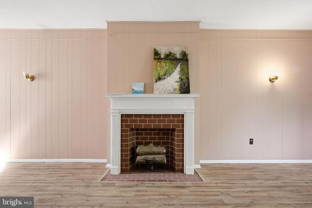 1050 N 5TH ST, Reading, PA 19601