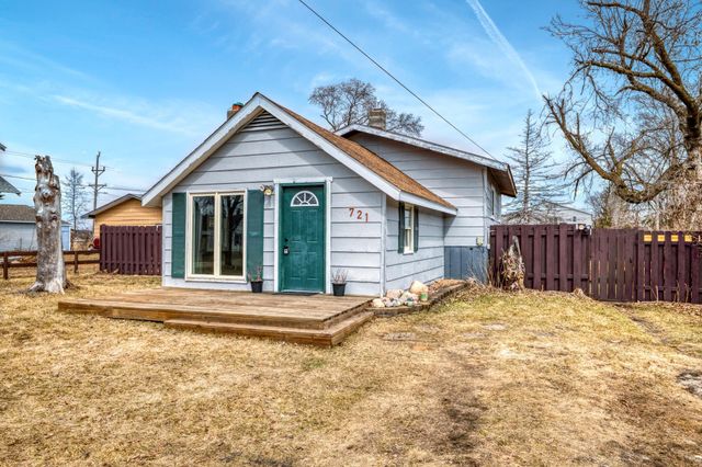 721 21st Street NW, Bemidji, MN 56601
