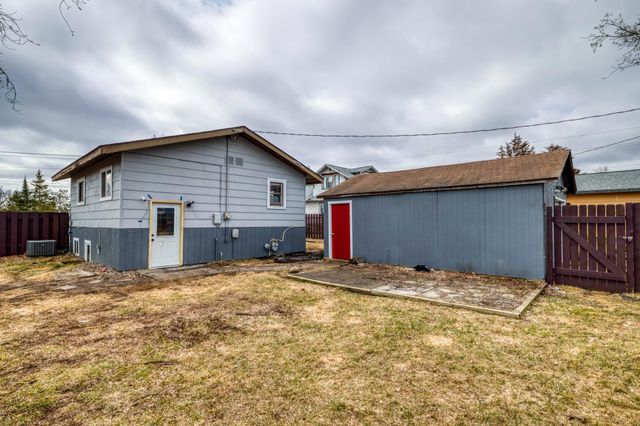 721 21st Street NW, Bemidji, MN 56601