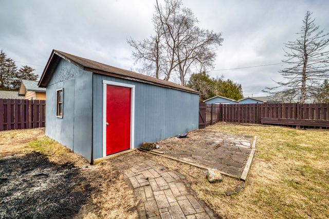 721 21st Street NW, Bemidji, MN 56601