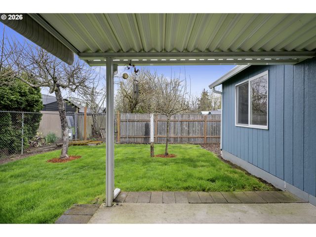 340 54TH St, Springfield, OR 97478