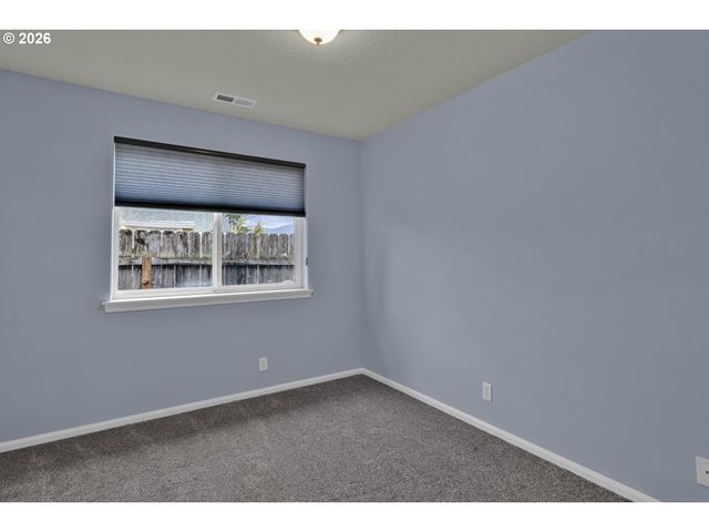 340 54TH St, Springfield, OR 97478