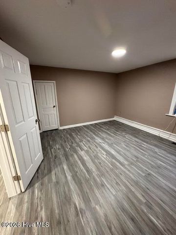 211 E Williamson Street, Mount Olive, NC 28365