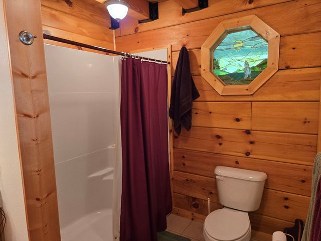 586 Laurel Haven Road, Hayesville, NC 28904
