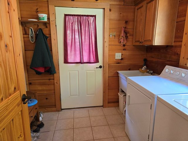586 Laurel Haven Road, Hayesville, NC 28904