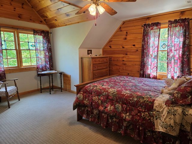 586 Laurel Haven Road, Hayesville, NC 28904