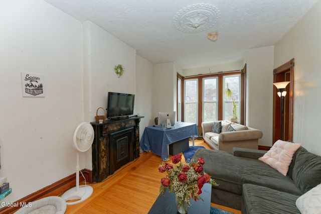 415 3rd Street, Troy, NY 12180