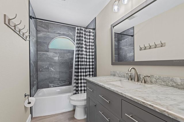 702 133RD STREET E, Bradenton, FL 34212