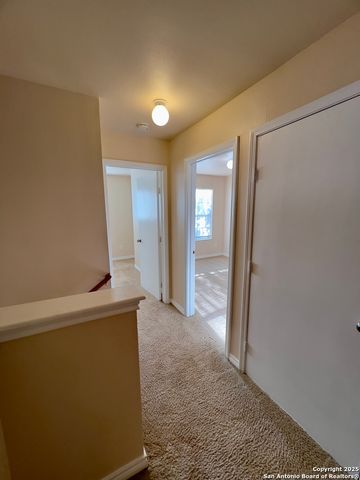 5007 Summit Wood Apt 4, San Antonio, TX 78229