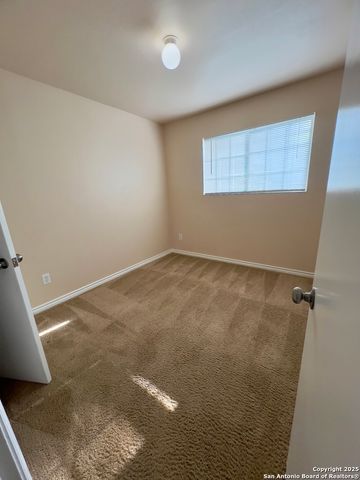 5007 Summit Wood Apt 4, San Antonio, TX 78229