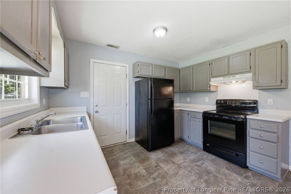 111 Hobson Court, Raeford, NC 28376 — photo 10