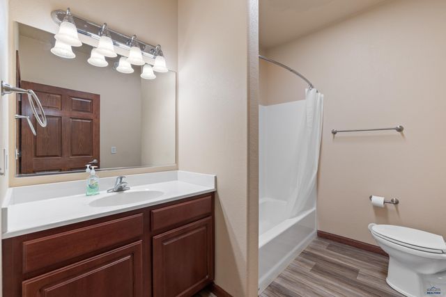 1632 EVERGREEN DR, Rapid City, SD 57702