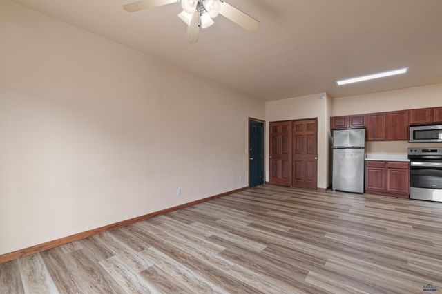 1632 EVERGREEN DR, Rapid City, SD 57702