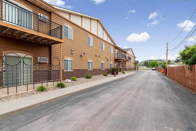 1632 EVERGREEN DR, Rapid City, SD 57702