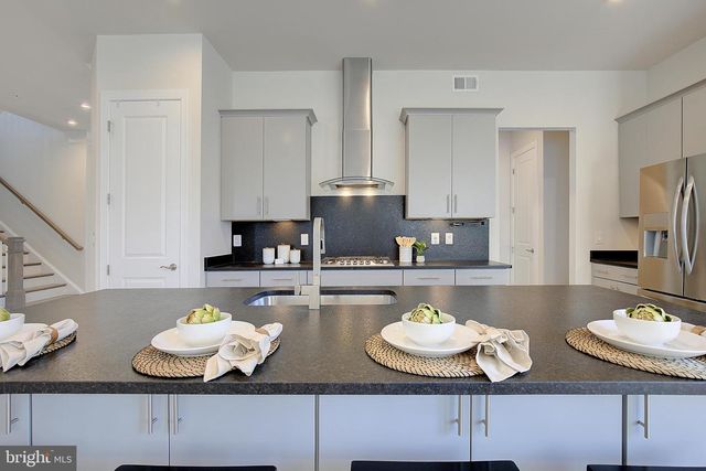 1126 WHITE CLOVER LN, Odenton, MD 21113