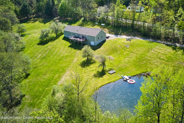 55 Hunter Road, Parksville, NY 12768